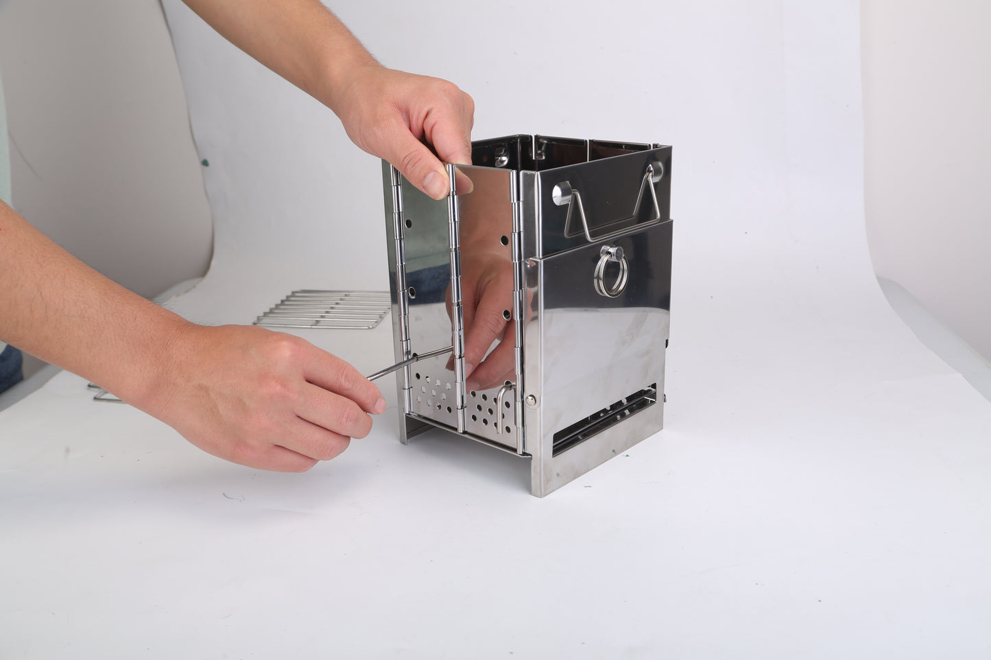 Compact Foldable Solid‑Fuel Stove with Carry Bag & Multi‑Fuel Support